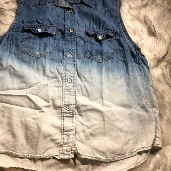 Life In Progress Blue & White Sleeveless Dip Tie Dyed Ombre Boho Top - Picture 5 of 6